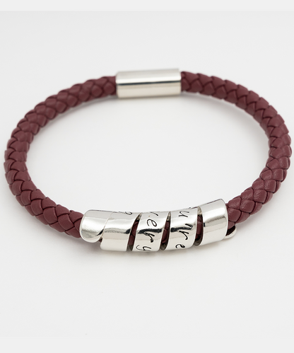 Vegan leather men´s bracelet gift from wife to husband celebrating birthday, father´s day.